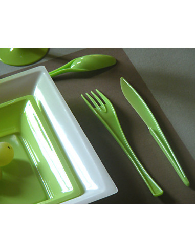 ASSIETTE JETABLE VERT ANIS 18cm