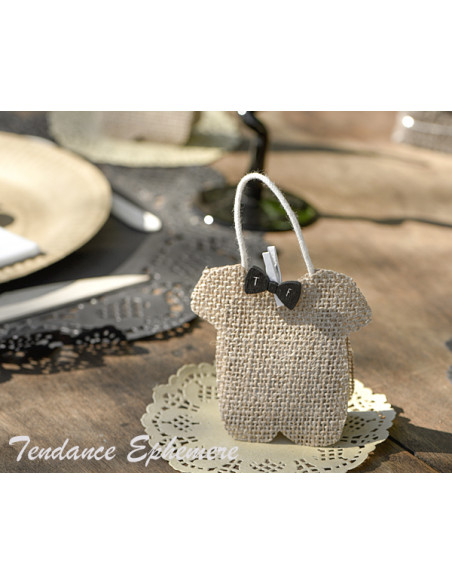 Download Sachet Dragées Salopette Toile de Jute - Paquet de 4 - 2.60€
